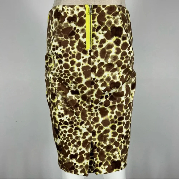 ❤️ Tahari multicoloured multi print skirt 2 - Picture 6 of 12